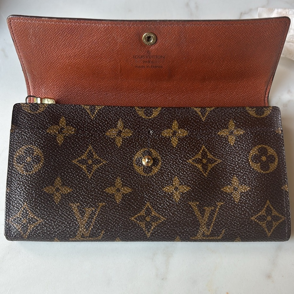 Used vintage Louis Vuitton monogram Sarah wallet, 2 card slots zipper coin pouch - Picture 5 of 10